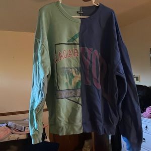 Wild Fable Women’s University Sweater Niagara and New York Size XL